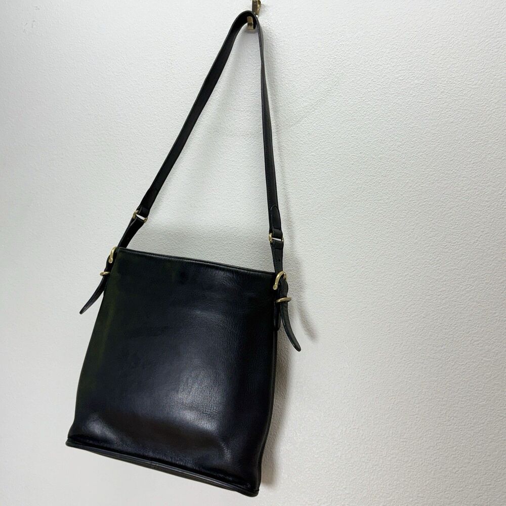 Vintage Coach Equestrian Slim Bucket Bag 9806 Shoulder Bag Black Leather Slouch - Picture 5 of 15